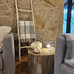 Madalena Villa *