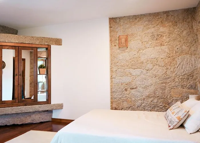 Madalena Vitorino das Donas